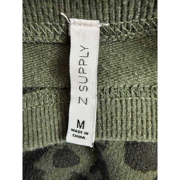 Z Supply Women's Leopard Weekender Elongated Split Side Hems Green Size M - Picture 5 of 11